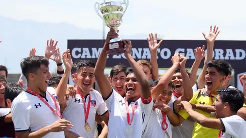 Campeón fútbol joven