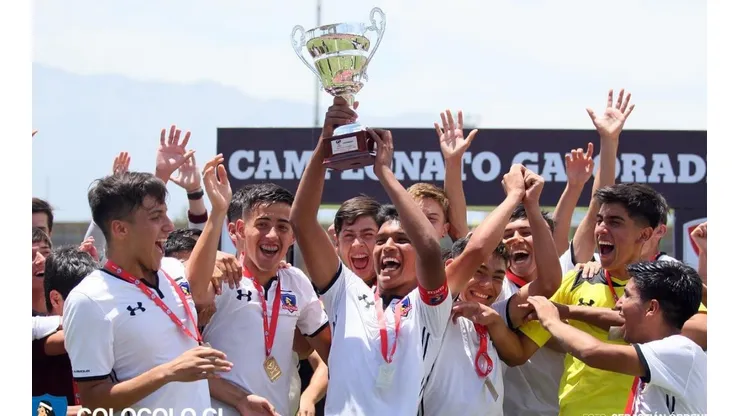 Campeón fútbol joven