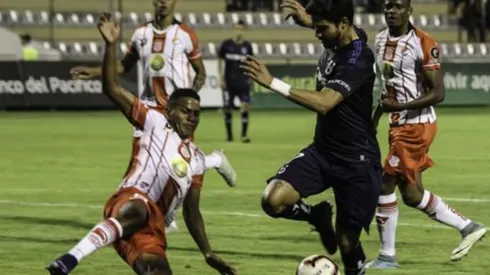 El rival de Colo Colo en la Copa Sudamericana debutó en la Serie A de Ecuador en Ambato