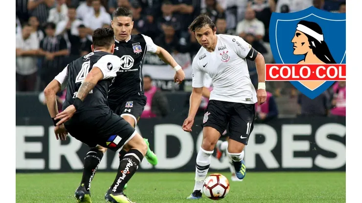 Angel Romero enfrentando a Colo Colo por Copa Libertadores.