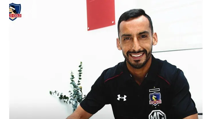 Ronald de la Fuente firmó su contrato y puede debutar mañana