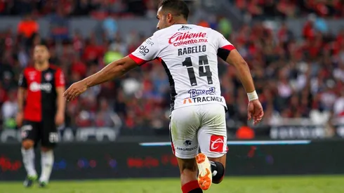 Rabello celebra su golazo ante Atlas.