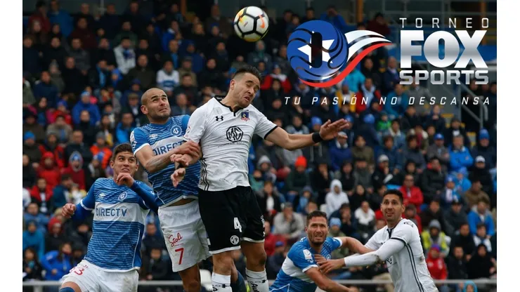 Colo Colo enfrentando a Universidad Católica