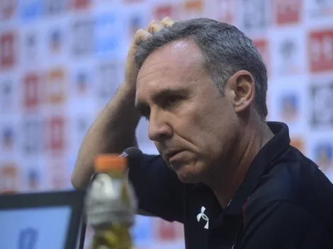 Cuestionan la labor de Espina en Colo Colo