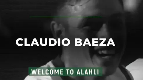 Claudio Baeza es presentado en Al Ahli