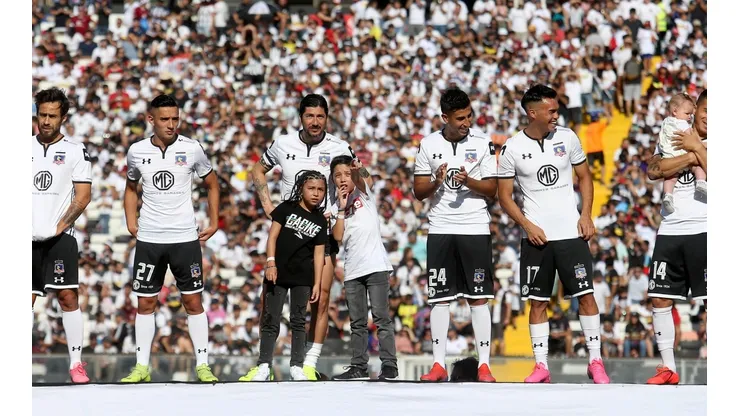 El plantel de Colo Colo en la Noche Alba 2019