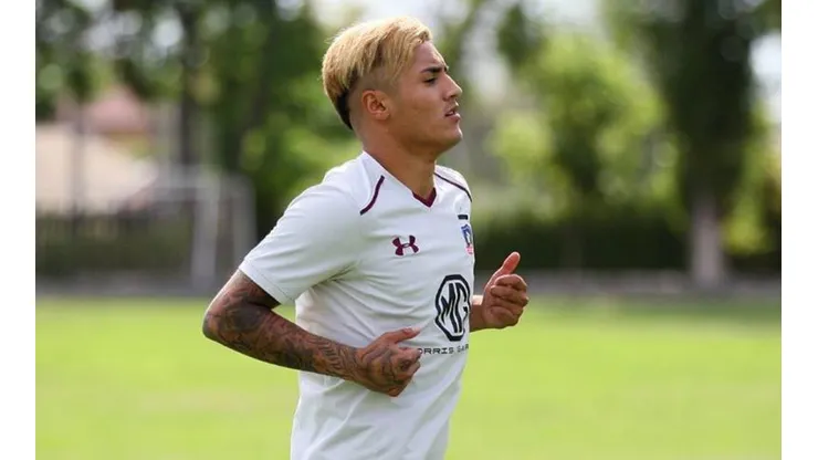 Gaete en una de las dos prácticas que tuvo. No jugará en Colo Colo.