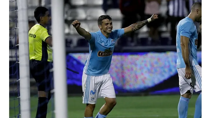 Gabriel Costa jugando por Sporting Cristal