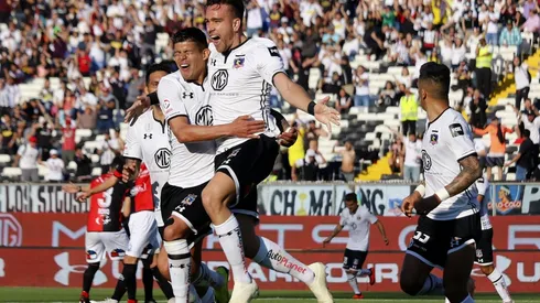 Zaldivia anotando contra Antofagasta