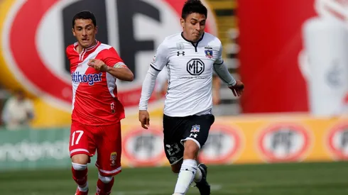 Al Ahli no aceptó las condiciones para comprar a Claudio Baeza y el volante seguirá jugando en Colo Colo