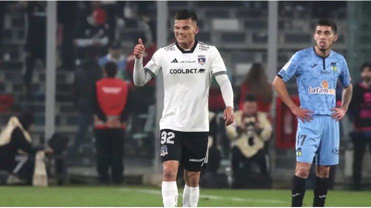 Emiliano Amor se rinde ante Lucas Cepeda tras triunfo de Colo Colo en Libertadores.