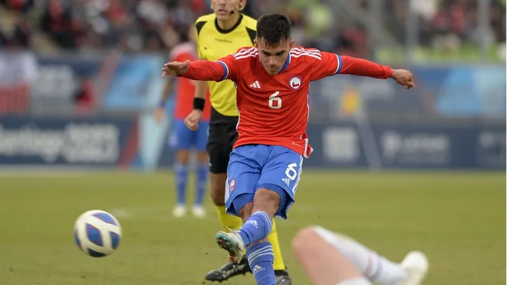 Vicente Pizarro fue convocado a la Selección