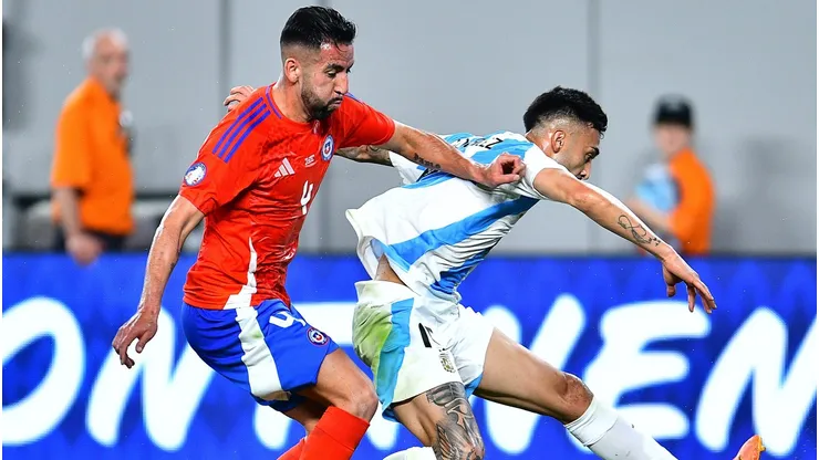 Mauricio Isla es un fijo para Ricardo Gareca en La Roja.