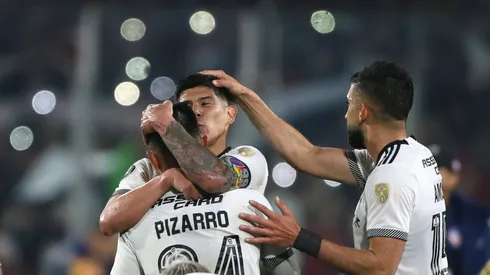 Colo Colo festeja el triunfo por 1-0 ante Junior de Barranquilla en la ida de los octavos de final de la Copa Libertadores 2024.