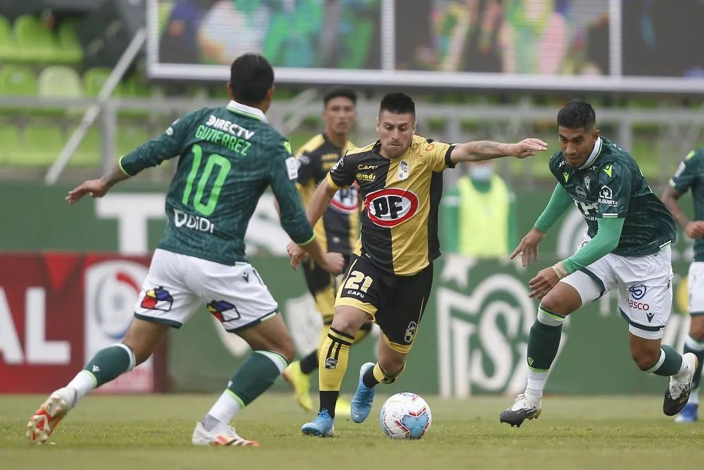 Fernando Manríquez ganó en Barranquilla el 2020 jugando para Coquimbo Unido | Foto: Photosport