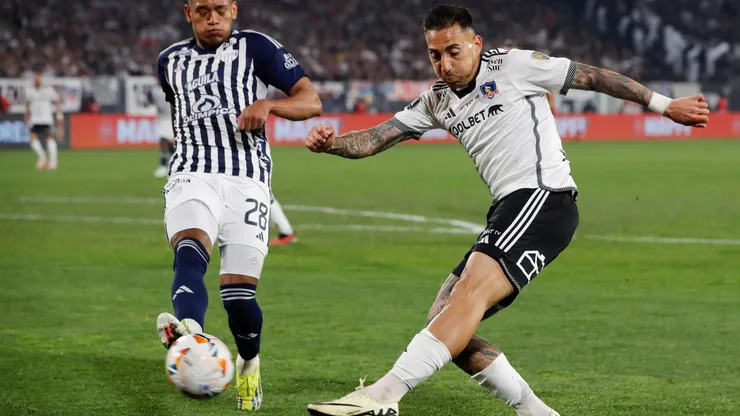 Javier Correa busca su primer gol en Colo Colo.
