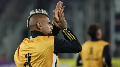 La emoción de Vidal por el homenaje de los hinchas.