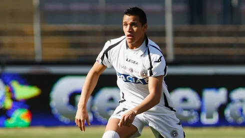 Udinese oficializa a Sánchez como refuerzo y se juntará con Pizarro.