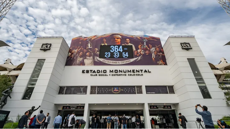 Colo Colo ya piensa en el Centenario del club.