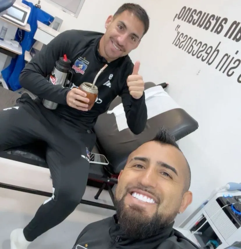 Arturo Vidal y Javier Correa buscan decir presente en el Superclásico. Imagen: Instagram Arturo Vidal.