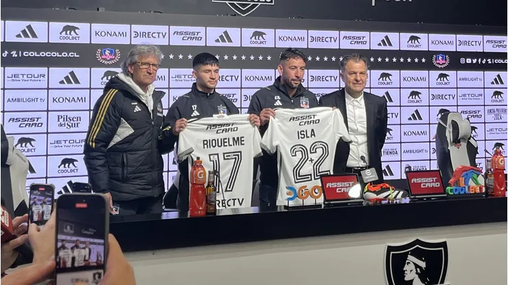 Isla y Riquelme fueron presentados como refuerzos de Colo Colo