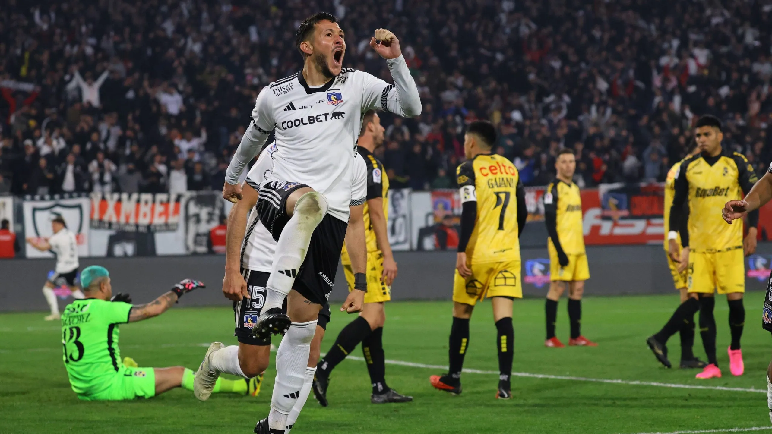 Ramiro González convirtió su primer gol en Colo Colo. 