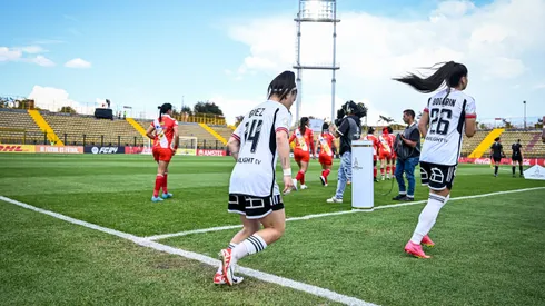 ¿Cuándo juegan Colo Colo femenino vs Olimpia y quién transmite en vivo?