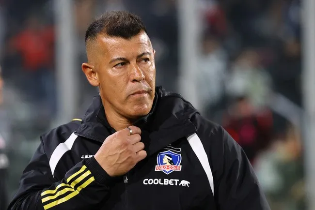 Jorge Almirón ya tiene en mente su formación ante la UC