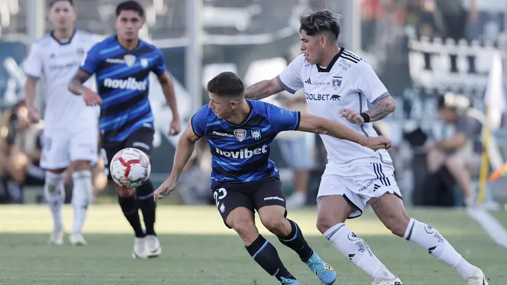 Colo Colo debe visitar a Huachipato en un partido clave.