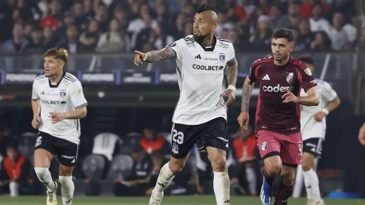 Colo Colo enfrenta a River Plate por Copa Libertadores.