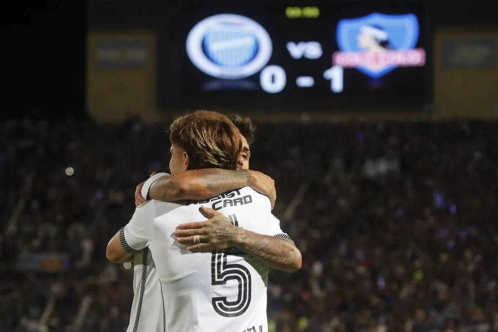 Colo Colo superó a principio de año una difícil llave ante Godoy Cruz | Foto: Photosport