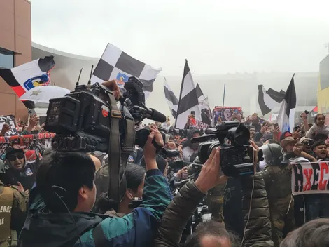 Colo Colo desata la locura en el aeropuerto antes de viajar a Argentina