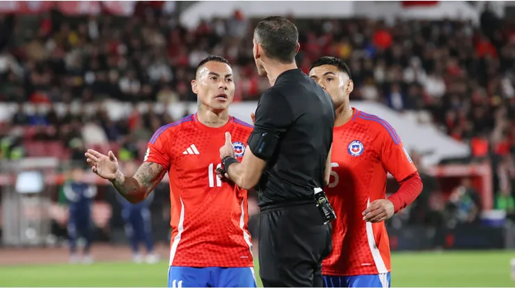 La Selección Chilena conoce a los árbitros para enfrentar a Brasil y Colombia.