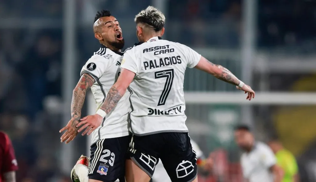 Carlos Palacios y Arturo Vidal