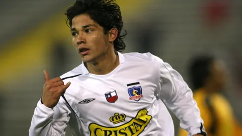 FUTBOL, COLO COLO/O'HIGGINS<br />
CAMPEONATO CLAUSURA 2006<br />
MATIAS FERNANDEZ CELEBRA EL 2 A 1 PARA COLO COLO.<br />
9/8/2006<br />
SANTIAGO, CHILE<br />
ANDRES PINA/PHOTOSPORT