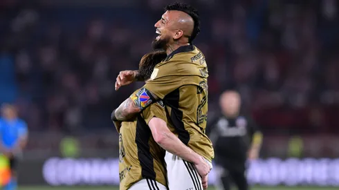 Los jugadores de Colo Colo festejan su triunfo ante Junior por los octavos de final de la Copa Libertadores.