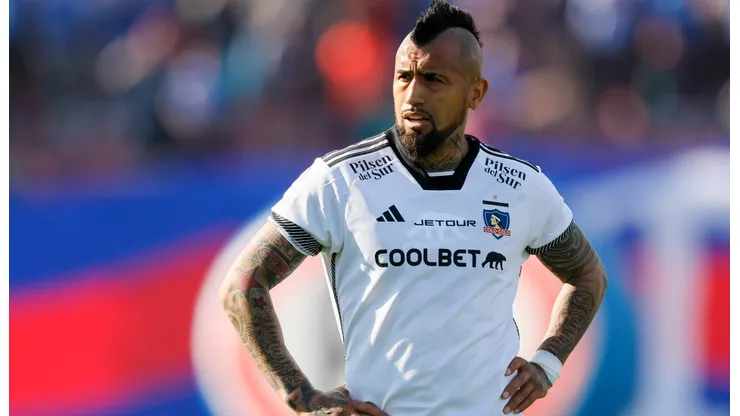 Arturo Vidal vuelve a la titularidad cuando Colo Colo reciba a River por la Copa Libertadores.