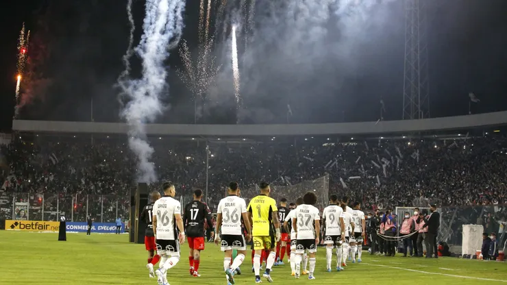 En Argentina encienden el Colo Colo vs River Plate.