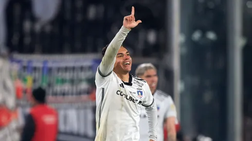 Vicente Pizarro tiene nueva cláusula de salida en Colo Colo. | Imagen: Imago.