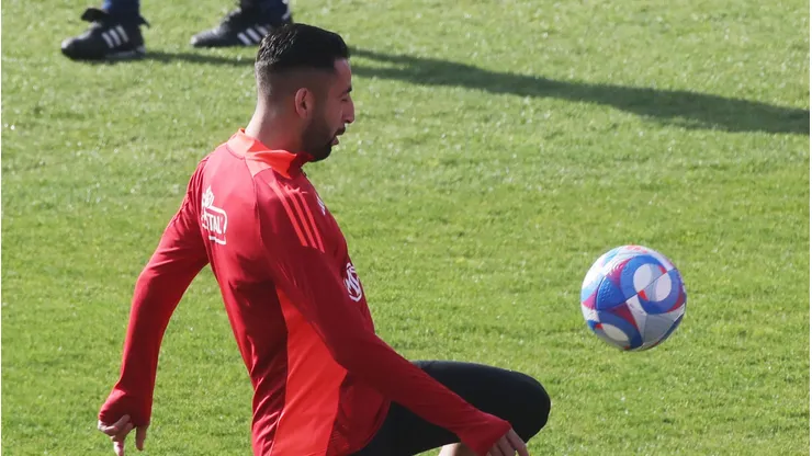 Mauricio Isla entrega grandes noticias en la selección chilena.