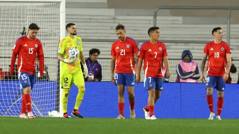 Tabla: Chile se enreda en las Eliminatorias tras perder con Argentina.