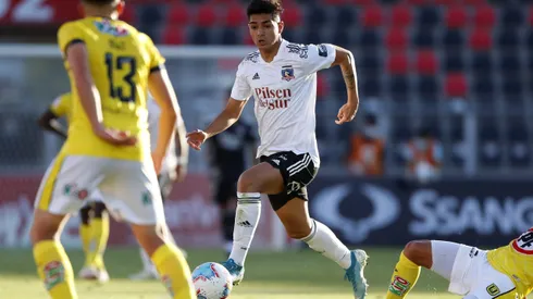 Williams Alarcón jugó algunos minutos en la Promoción ante Universidad de Concepción, en febrero del 2021.