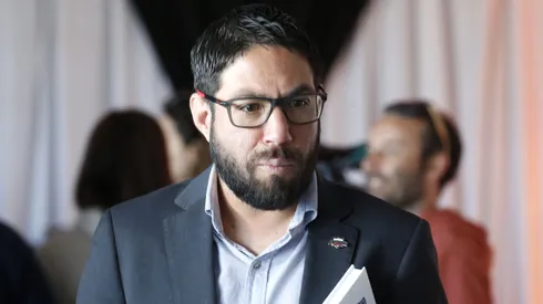 Matías Camacho lo pierde todo en el CSD Colo Colo.