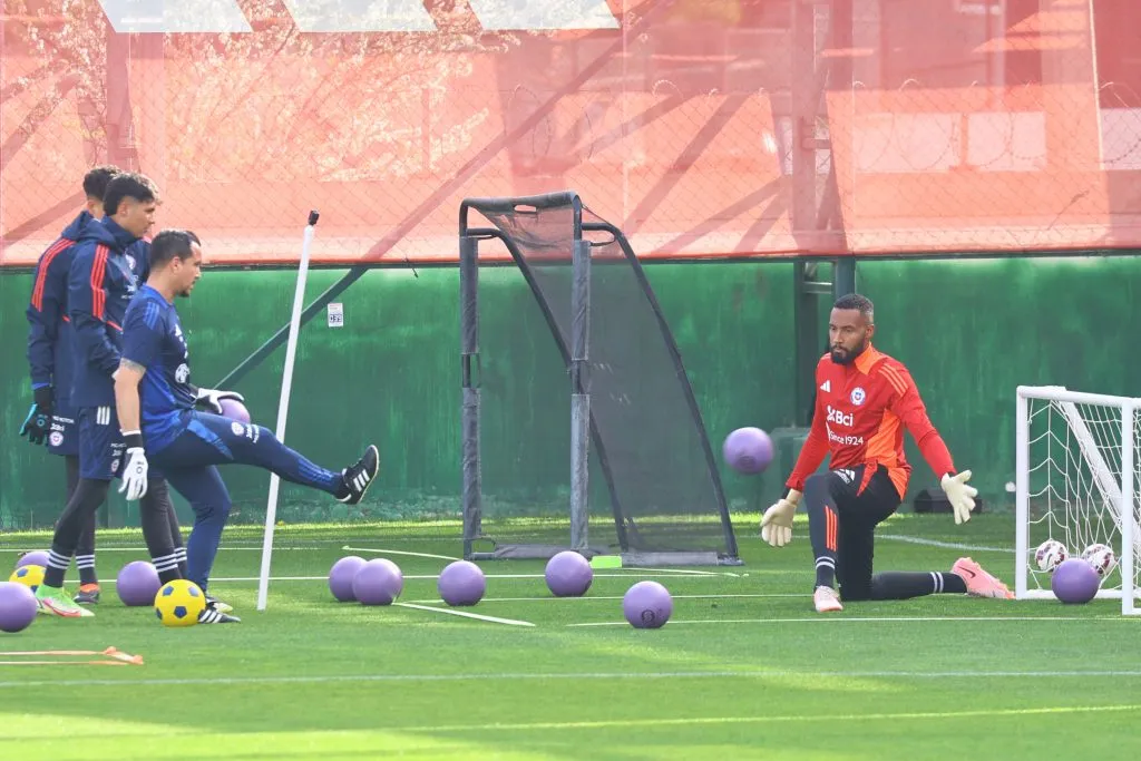 La Selección Chilena ya está entrenando en Juan Pinto Durán