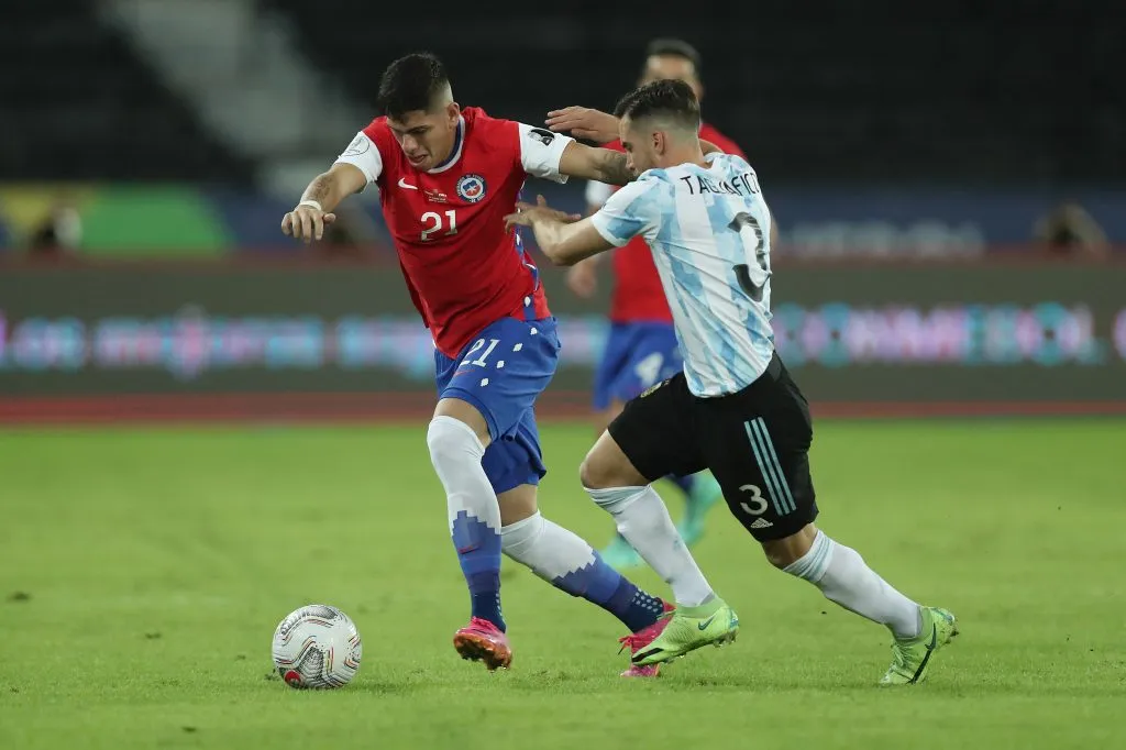 Ricardo Gareca llenó de elogios a Carlos Palacios en la previa del partido ante Argentina. Foto: Getty Images.