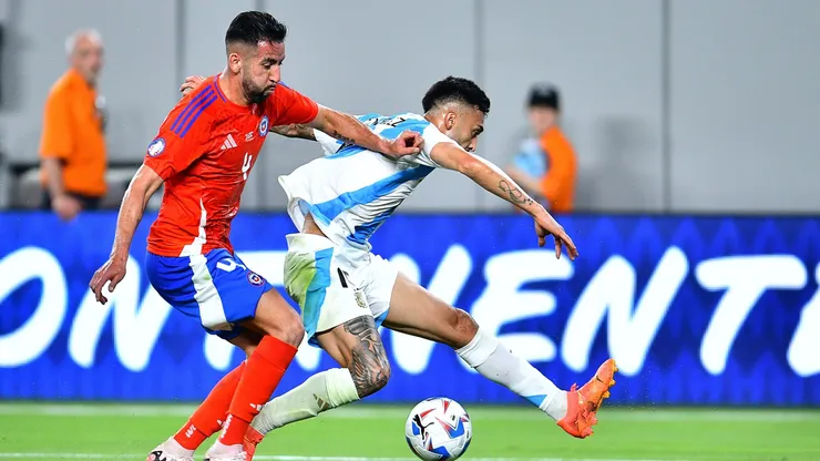 ¿Cuándo juega Chile vs Argentina y quién transmite?