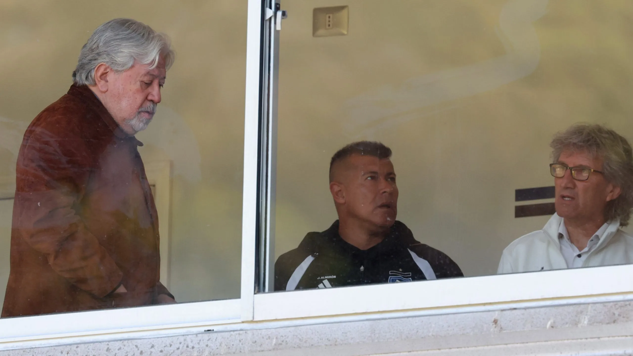 Jorge Almirón en las casetas del Estadio Huachipato en el partido vs Colo Colo. 