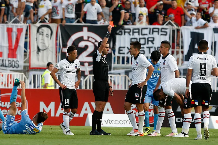 Carlos Ulloa es protagonista en la denuncia de la U contra Colo Colo. Imagen: Paul Plaza/Photosport