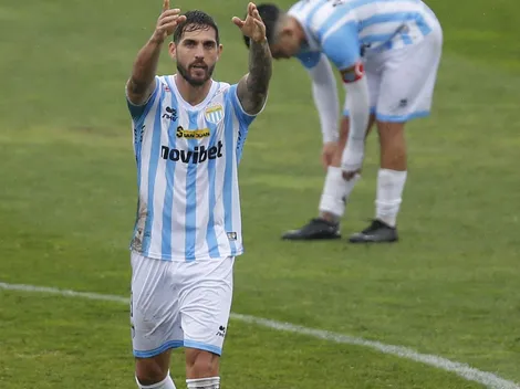 Larrivey se saca el sombrero con Colo Colo: "Un ambiente espectacular"