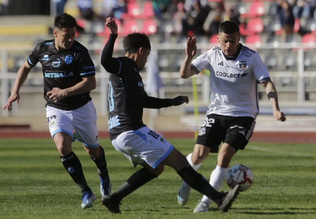 Colo Colo vs Magallanes tendría nuevo horario según TNT Sports | Foto: Photosport
